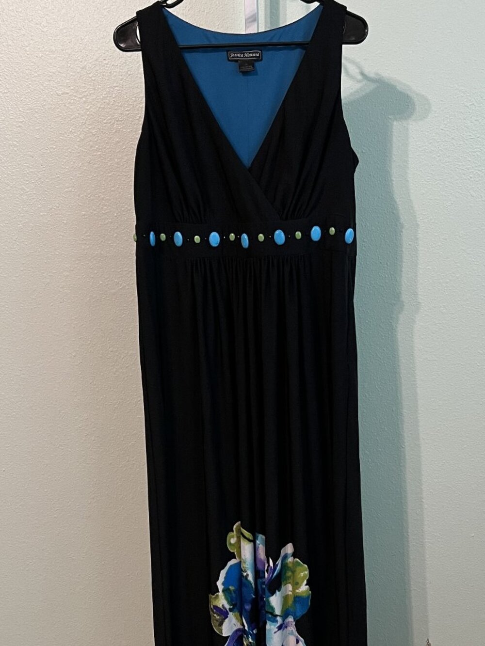 Jessica Howard Black Sleek Maxi Dress w Floral on Bottom & Beaded Waist SZ 16